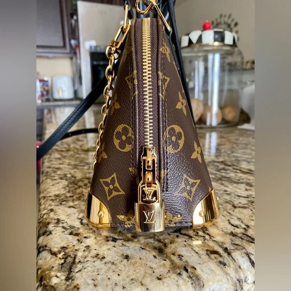 BB canvas stud chain small handbag New - Picture 4 of 9